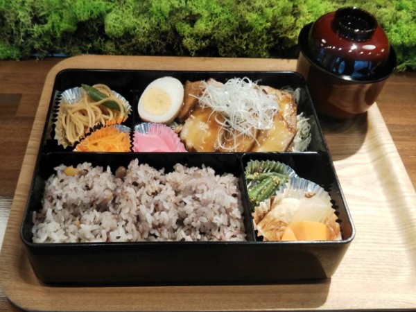 大通・飲食業(caffe)2